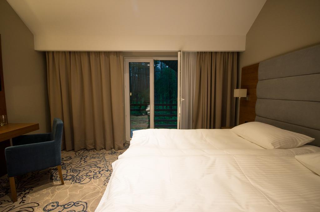 Rezydencja Sosnowa Luxury Hotel Janów Lubelski Eksteriør billede