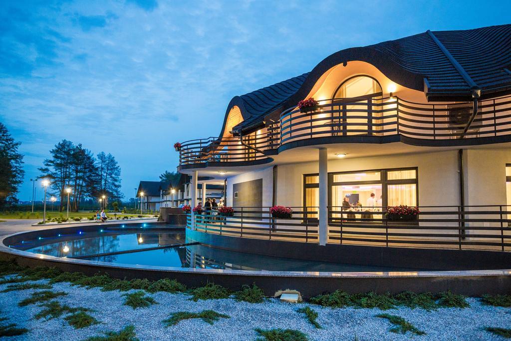 Rezydencja Sosnowa Luxury Hotel Janów Lubelski Eksteriør billede